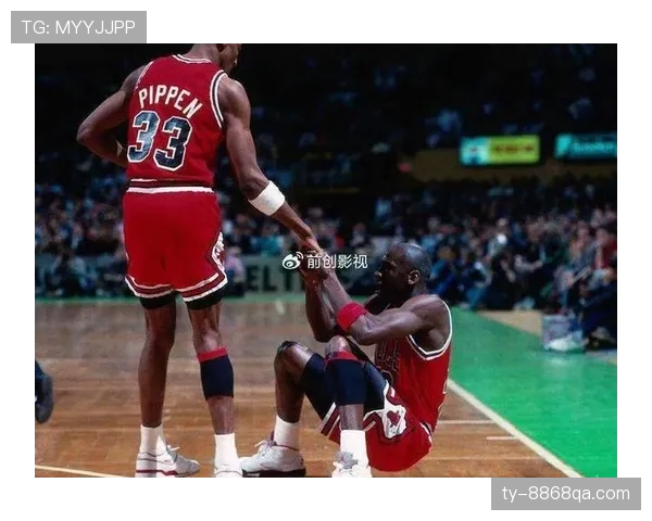 皮蓬高效组织无球跑动制造空位优于乔丹持球单打